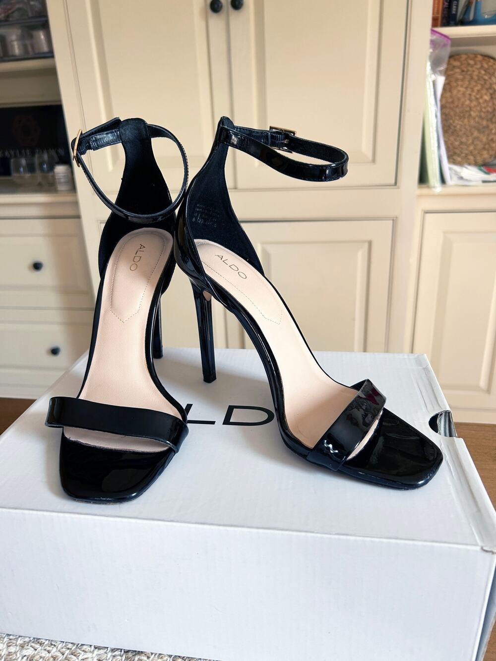 ALDO Strappy Patent Leather Sandals Size 8 - MSRP $80 Gently Pre-Loved